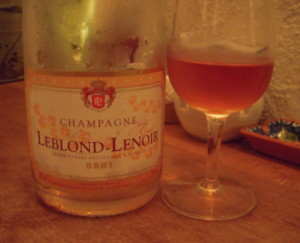 champagneleblondlenoir.JPG